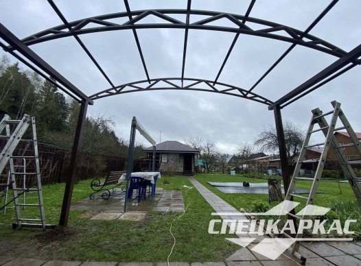 Навес над входом в дом из поликарбоната №32 - фото 1279